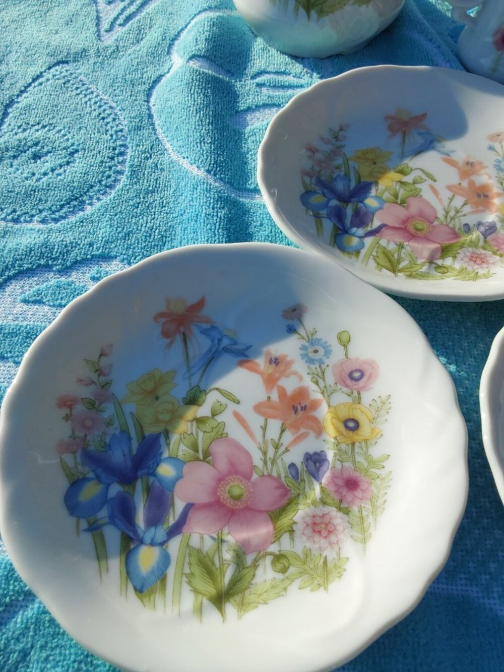 VINTAGE HAND PAINTED FLORAL TEA SERVING SET - Picture 7 of 16